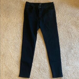 Women's Black Skinny Jeans
